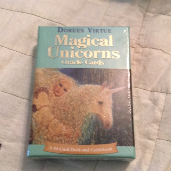 Open- Doreen Virtue Unicorn Oracle Magical Unicorns Hay House - Picture 3 of 6